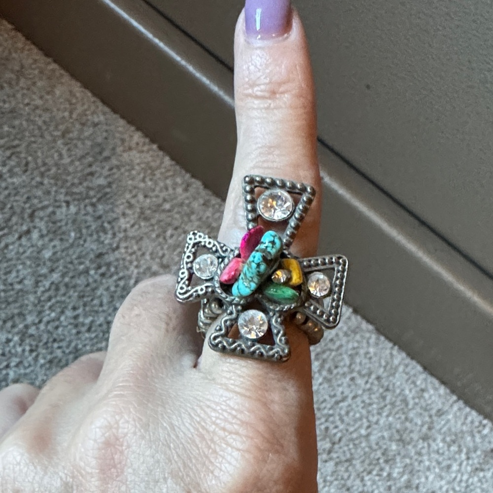 Multicolor Stone Cross Ring, stretch band